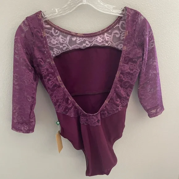 NEW! Luckyleo custom “Star” plum leotard size M - Picture 2 of 3